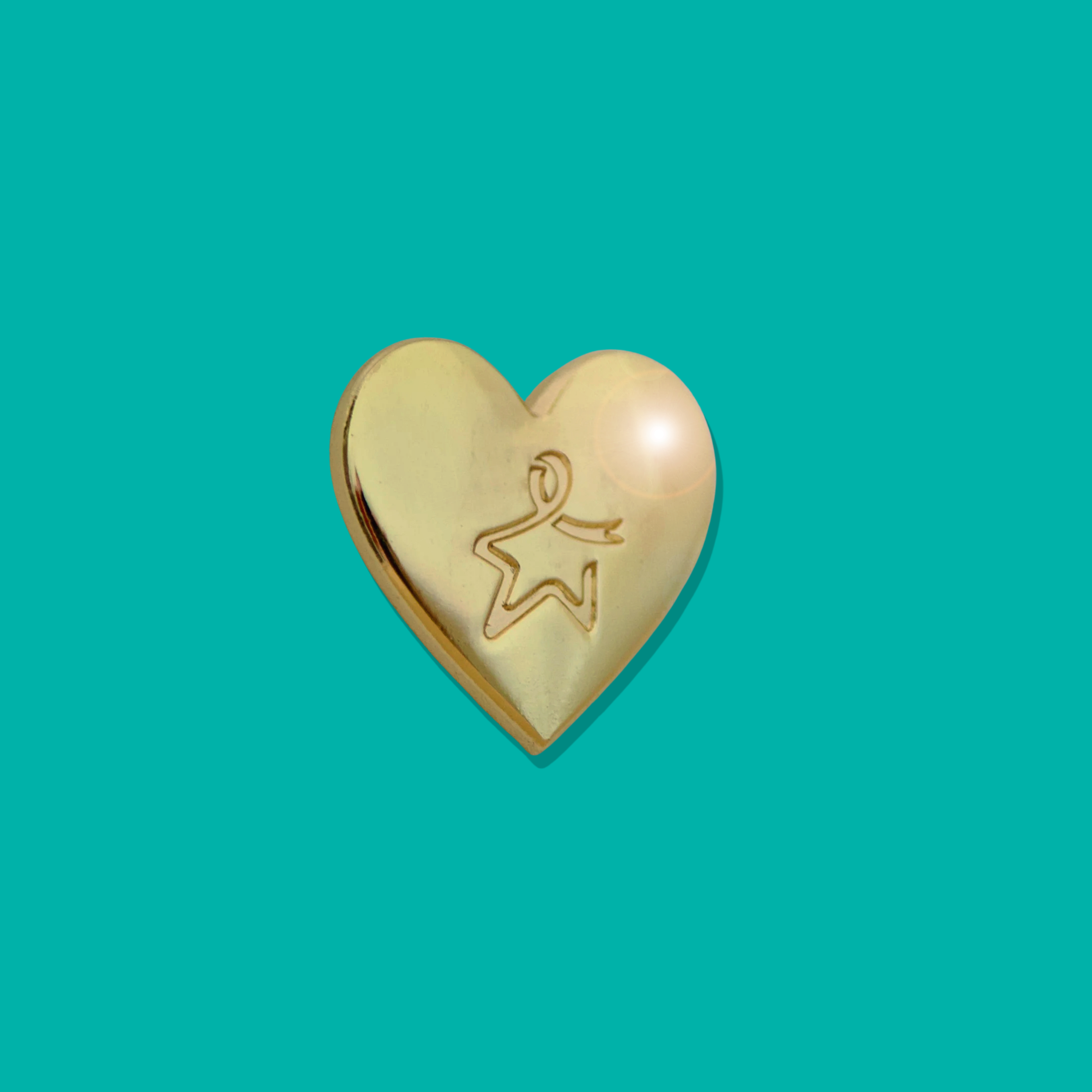 Heart pin badge – Bowel Cancer UK